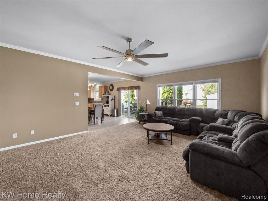 421 SWEET BRIAR Ridge, Linden, MI 48451 — Photo 9