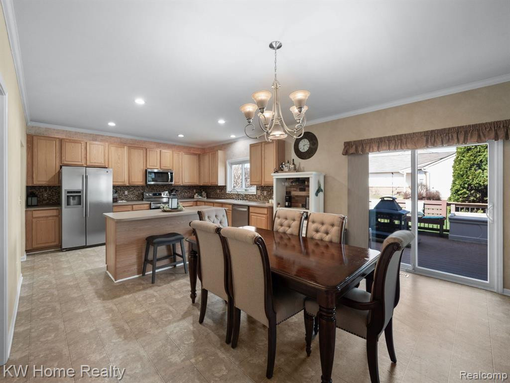 421 SWEET BRIAR Ridge, Linden, MI 48451 — Photo 10