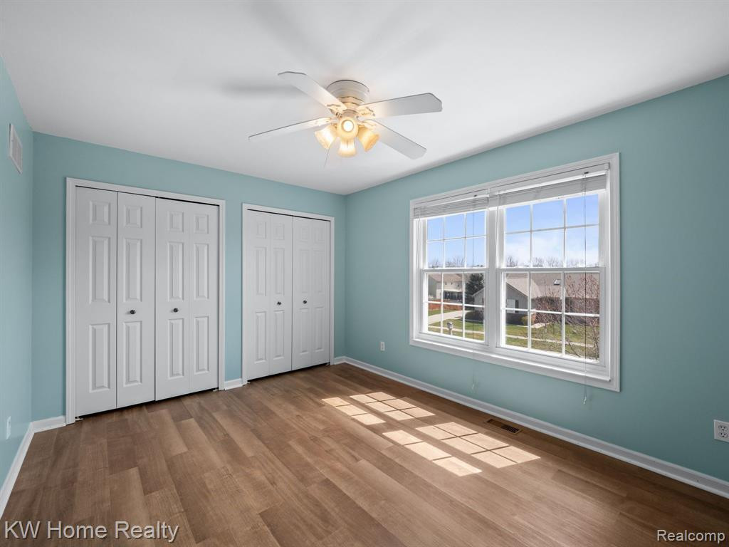 421 SWEET BRIAR Ridge, Linden, MI 48451 — Photo 27