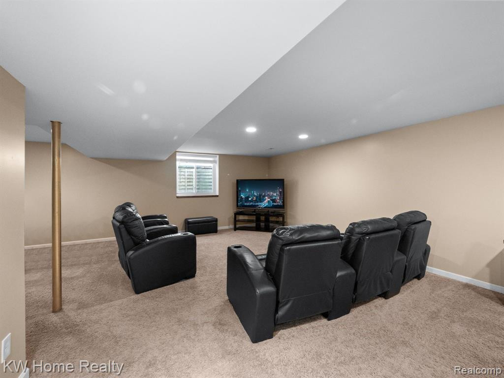 421 SWEET BRIAR Ridge, Linden, MI 48451 — Photo 29
