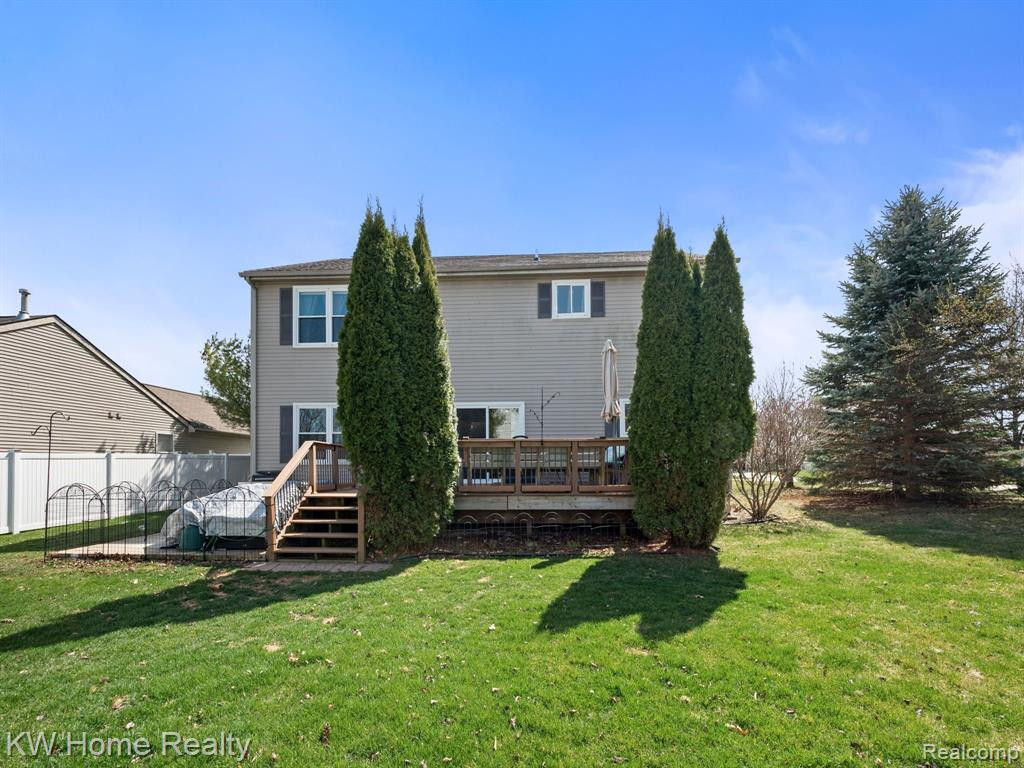 421 SWEET BRIAR Ridge, Linden, MI 48451 — Photo 35
