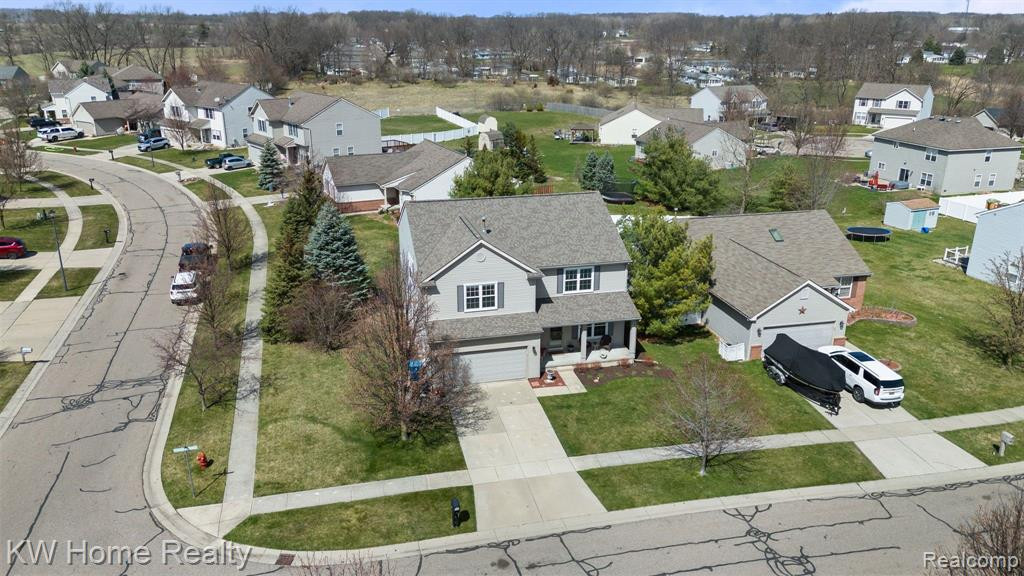 421 SWEET BRIAR Ridge, Linden, MI 48451 — Photo 39