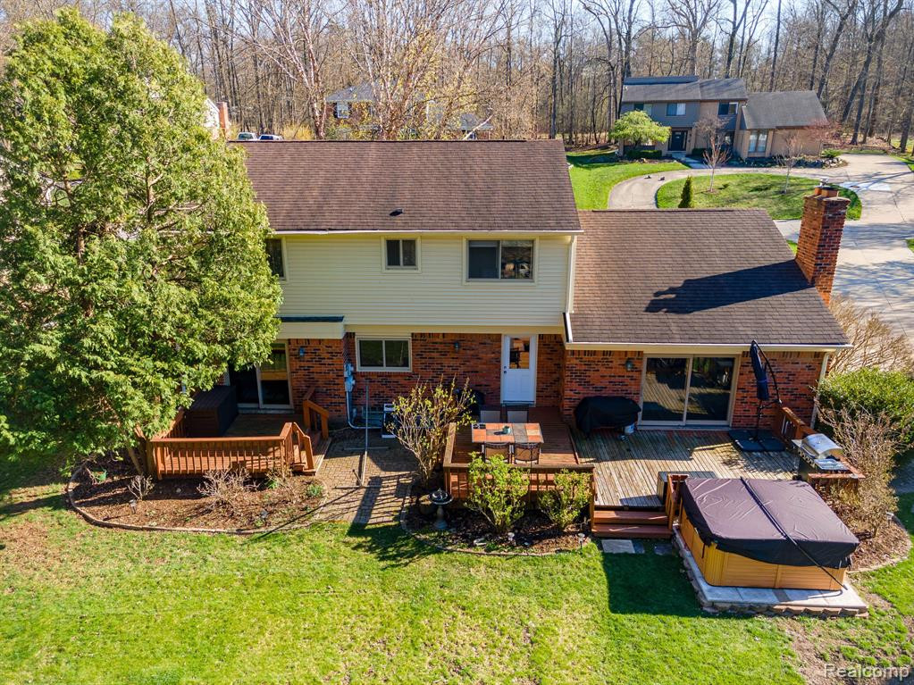 6073 GLEN EAGLES Drive, West Bloomfield, MI 48323 — Photo 42