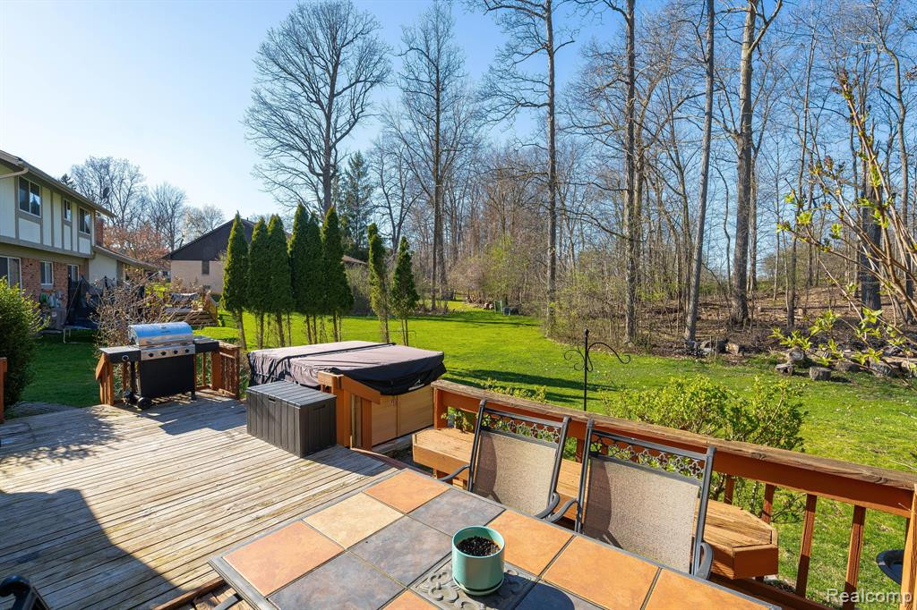 6073 GLEN EAGLES Drive, West Bloomfield, MI 48323 — Photo 44