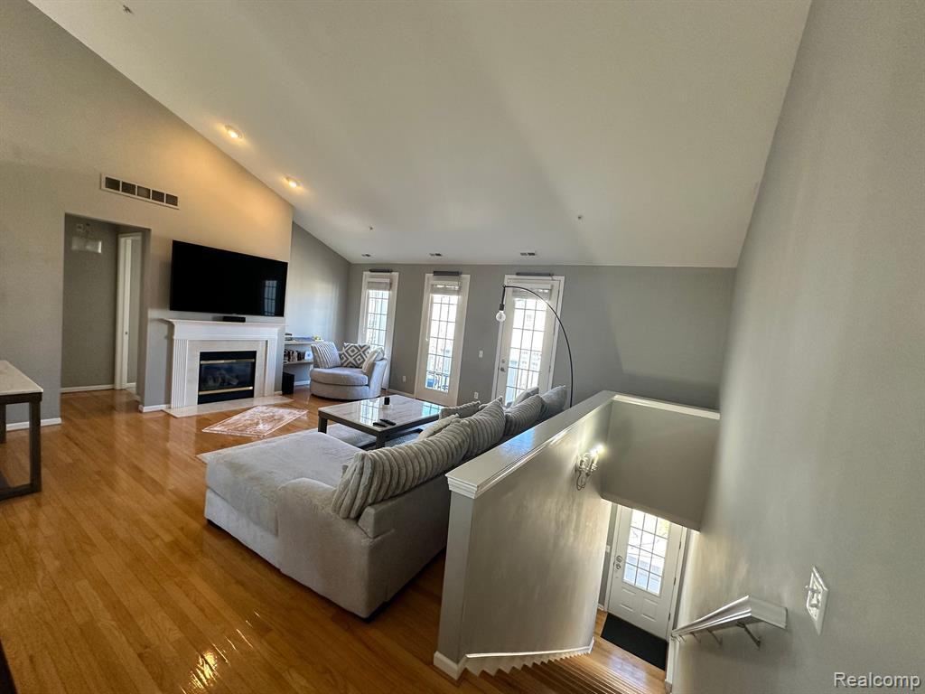 615 CONSTITUTION Street, Canton, MI 48188 — Photo 8