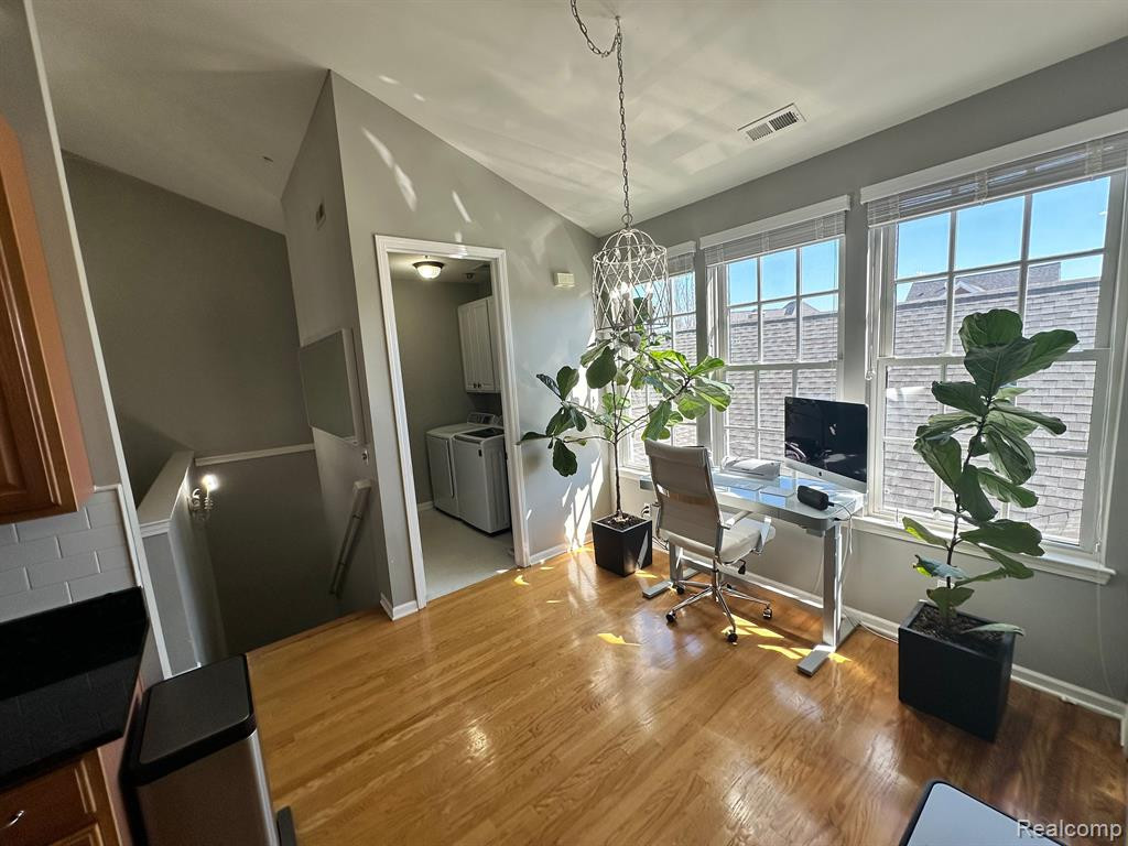 615 CONSTITUTION Street, Canton, MI 48188 — Photo 13