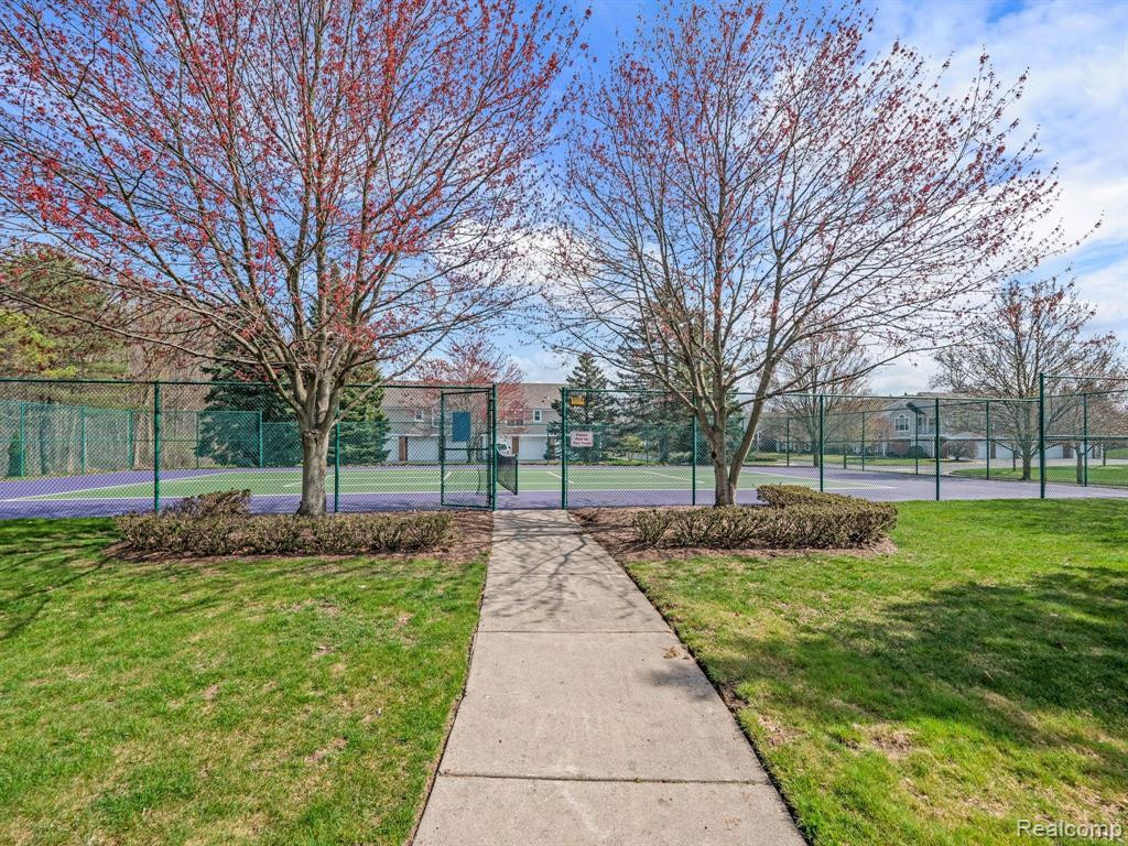 44975 MARIGOLD Drive, Sterling Heights, MI 48314 — Photo 26