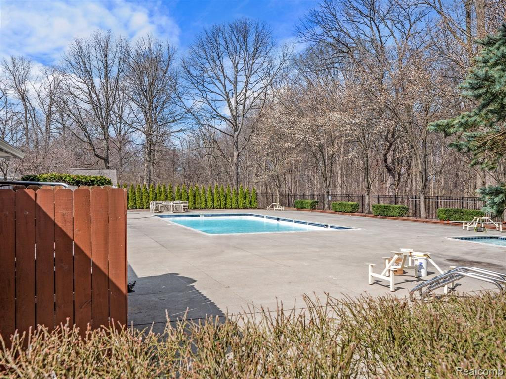 44975 MARIGOLD Drive, Sterling Heights, MI 48314 — Photo 29