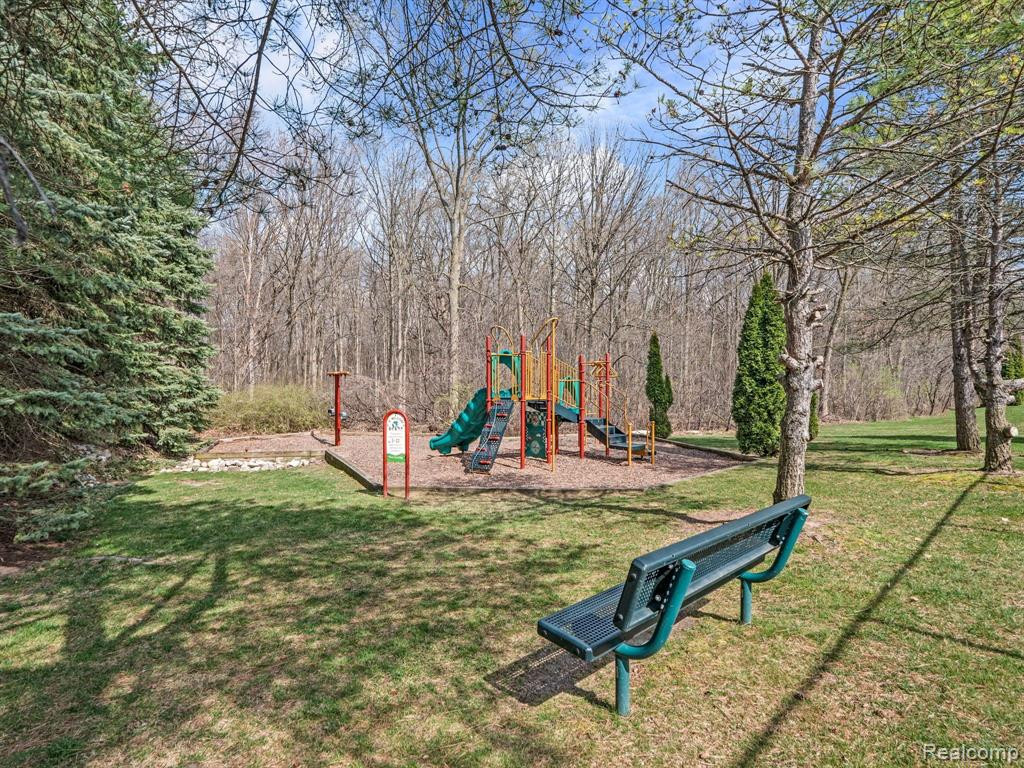 44975 MARIGOLD Drive, Sterling Heights, MI 48314 — Photo 30