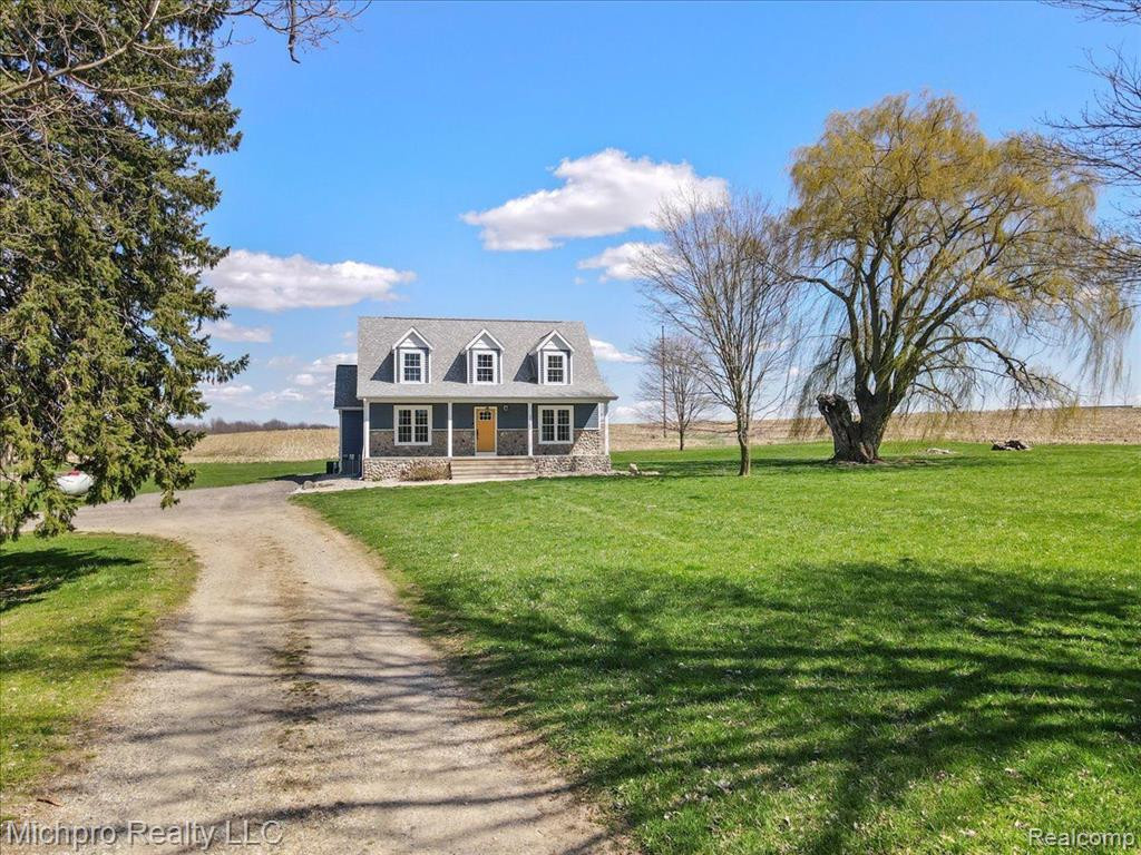 2260 N BLACKS CORNERS Road, Imlay City, MI 48444 — Photo 3