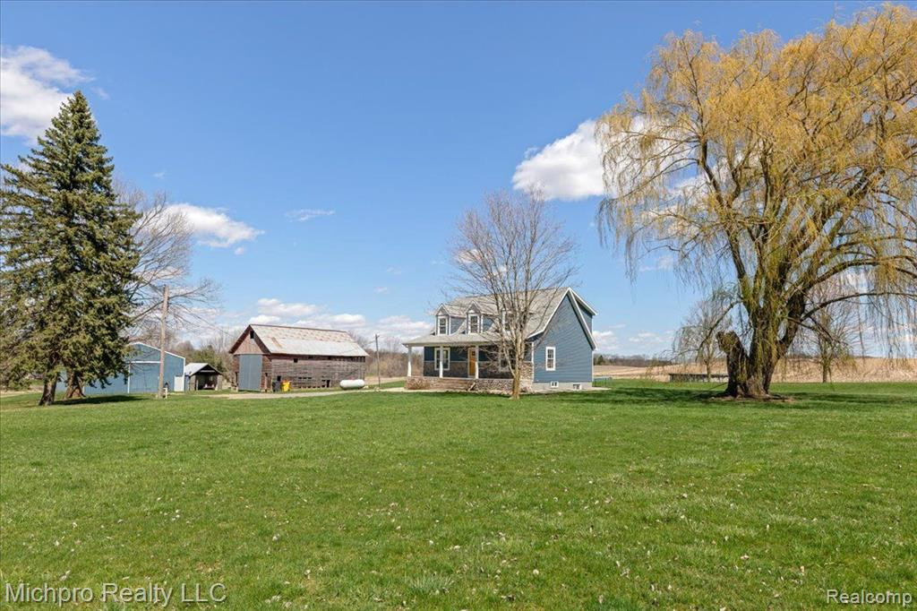 2260 N BLACKS CORNERS Road, Imlay City, MI 48444 — Photo 4