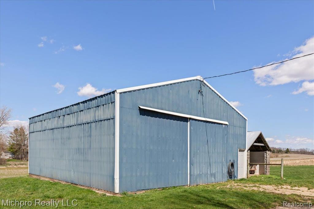 2260 N BLACKS CORNERS Road, Imlay City, MI 48444 — Photo 48