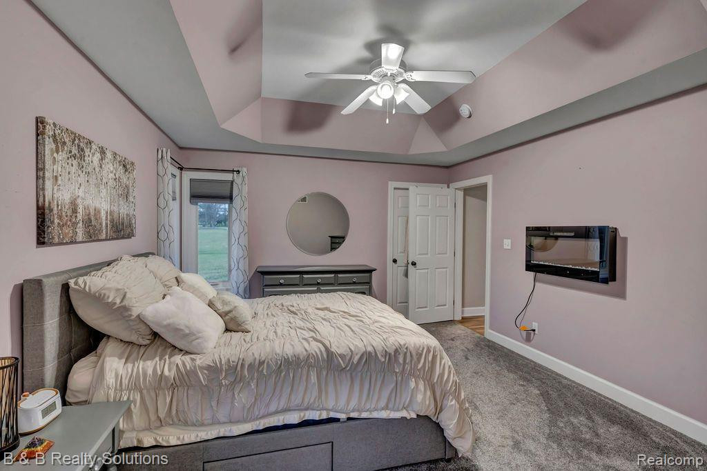 5708 MARTUS Road, North Branch, MI 48461 — Photo 5