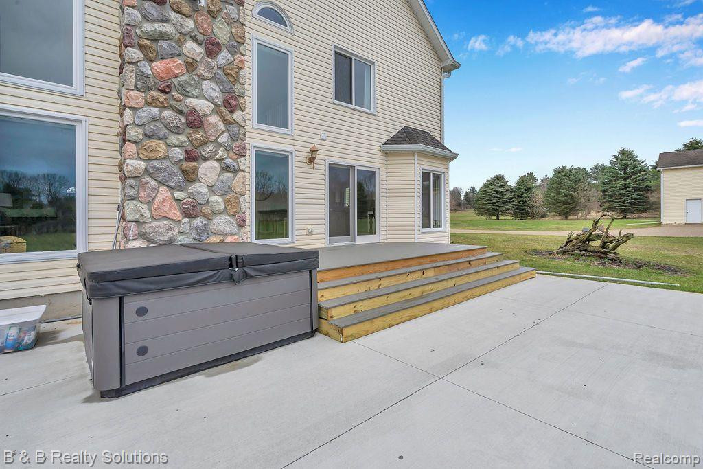 5708 MARTUS Road, North Branch, MI 48461 — Photo 33