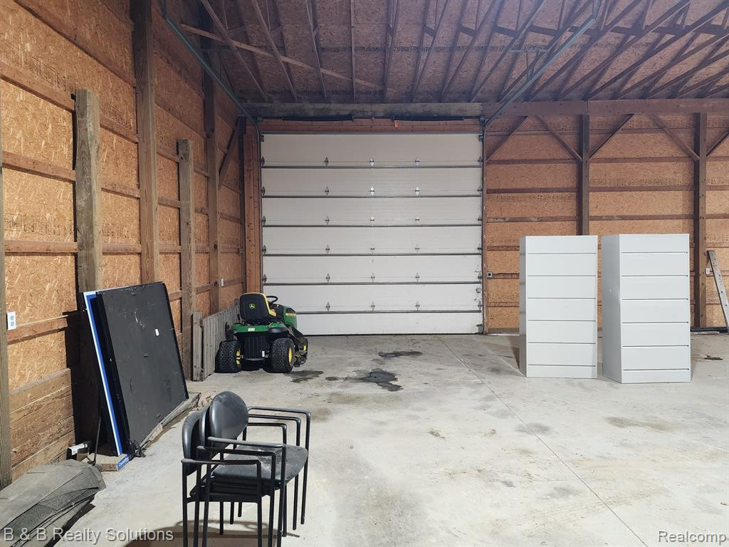 5708 MARTUS Road, North Branch, MI 48461 — Photo 37