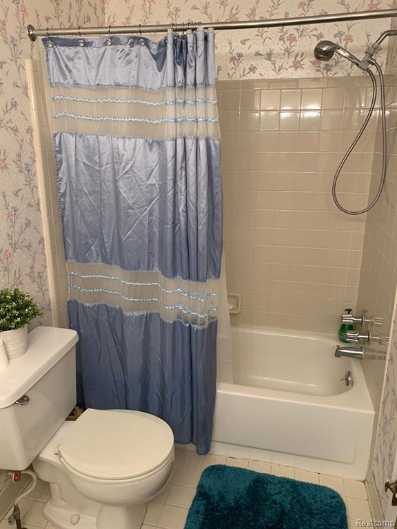 1594 DOVER Hill S, Walled Lake, MI 48390 — Photo 17