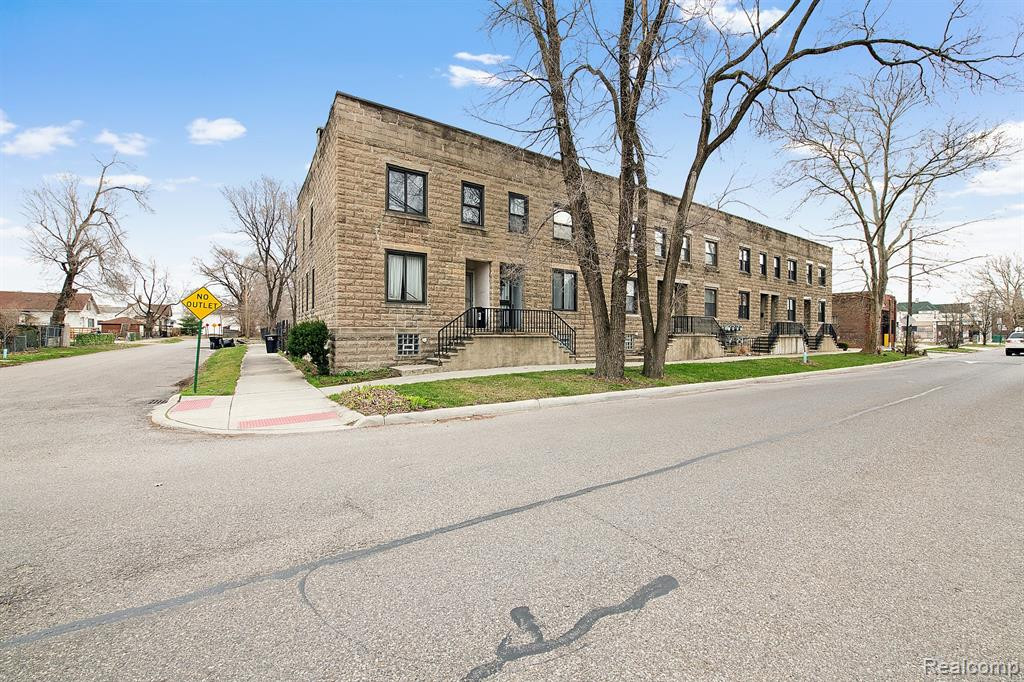 1750 SAINTE ANNE Street, 1, Detroit, MI 48216 — Photo 2