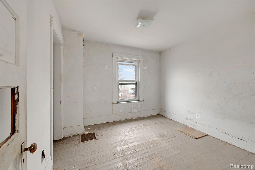 1750 SAINTE ANNE Street, 1, Detroit, MI 48216 — Photo 15