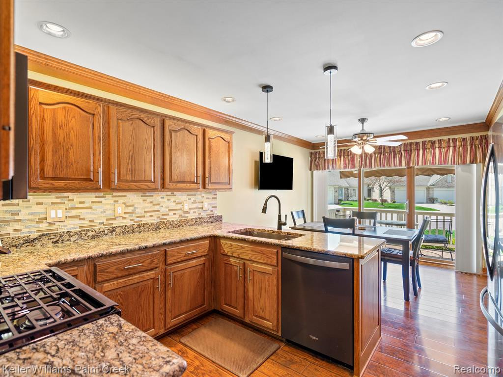 43318 CHIANTI, Sterling Heights, MI 48314 — Photo 14