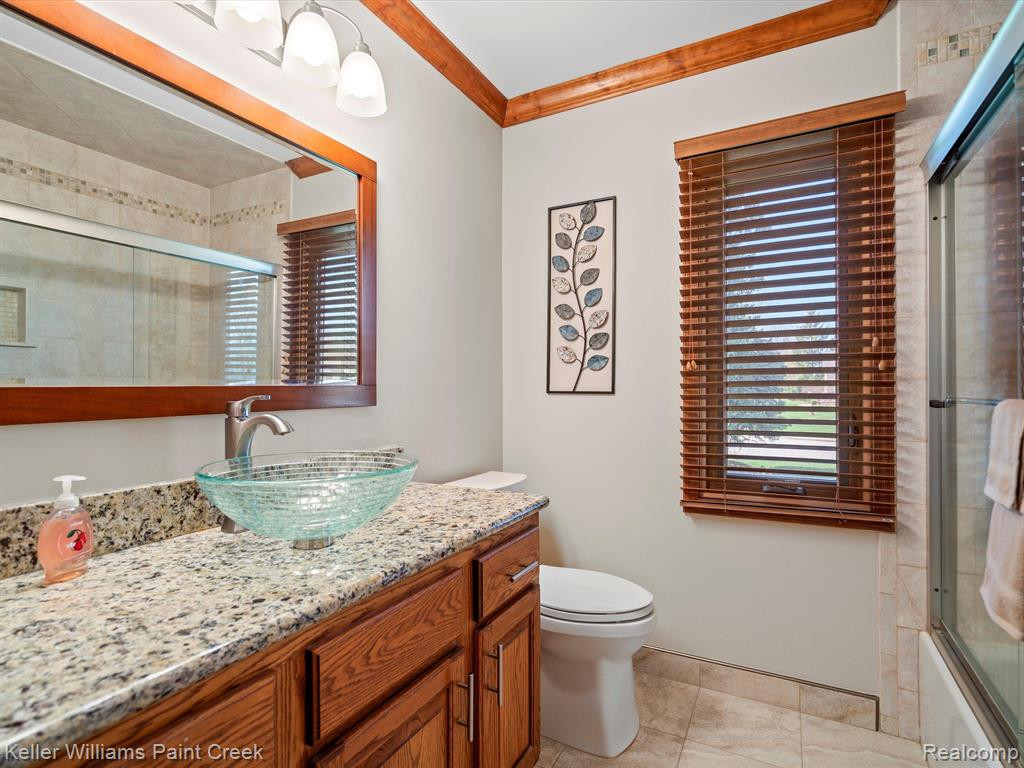 43318 CHIANTI, Sterling Heights, MI 48314 — Photo 17