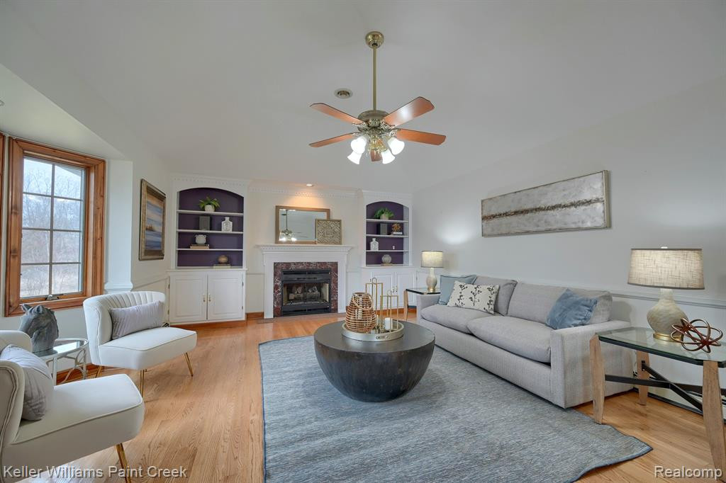 96 OVERLAKE Drive, Lake Orion, MI 48362 — Photo 9
