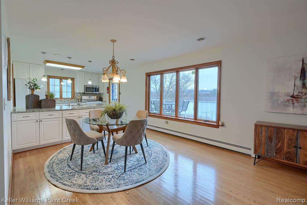 96 OVERLAKE Drive, Lake Orion, MI 48362 — Photo 16