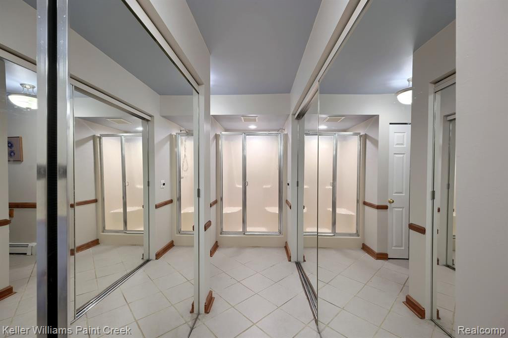 96 OVERLAKE Drive, Lake Orion, MI 48362 — Photo 26