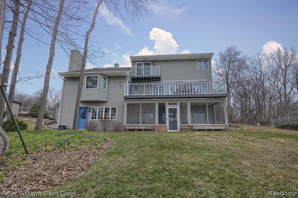 96 OVERLAKE Drive, Lake Orion, MI 48362 — Photo 38