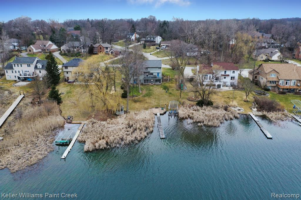 96 OVERLAKE Drive, Lake Orion, MI 48362 — Photo 47