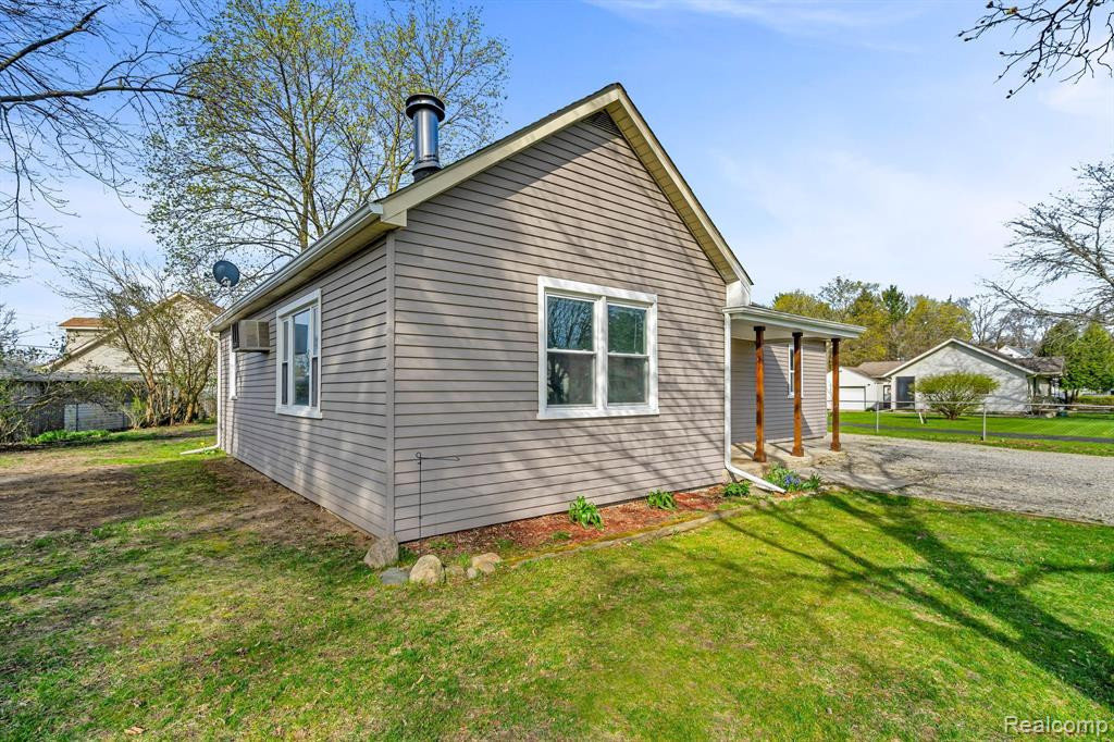 866 GLASPIE Road, Oxford, MI 48371 — Photo 20