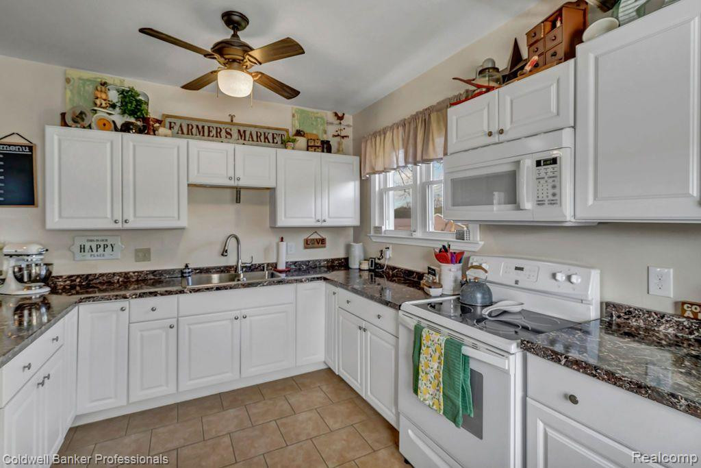 4065 PARK Street, North Branch, MI 48461 — Photo 7