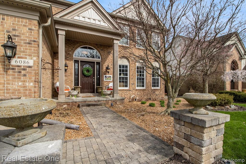 6086 MARSHALL Road, Canton, MI 48187 — Photo 4