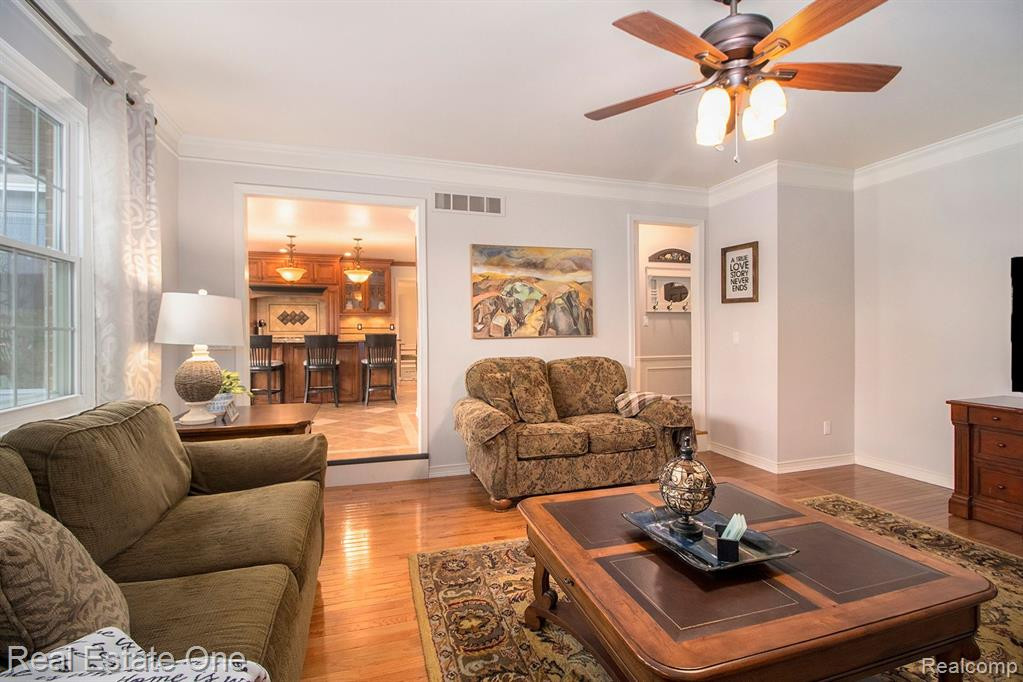 6086 MARSHALL Road, Canton, MI 48187 — Photo 22