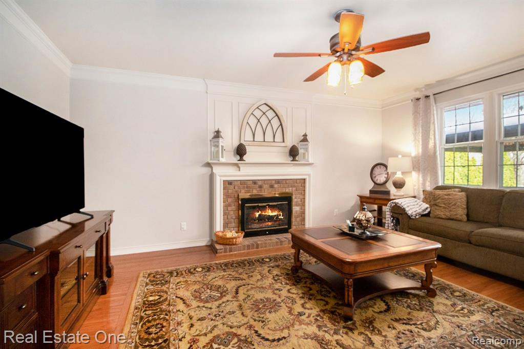 6086 MARSHALL Road, Canton, MI 48187 — Photo 23