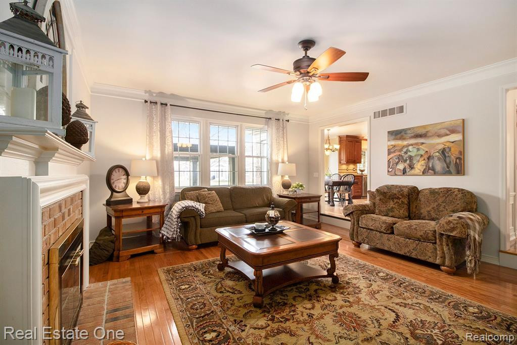 6086 MARSHALL Road, Canton, MI 48187 — Photo 25
