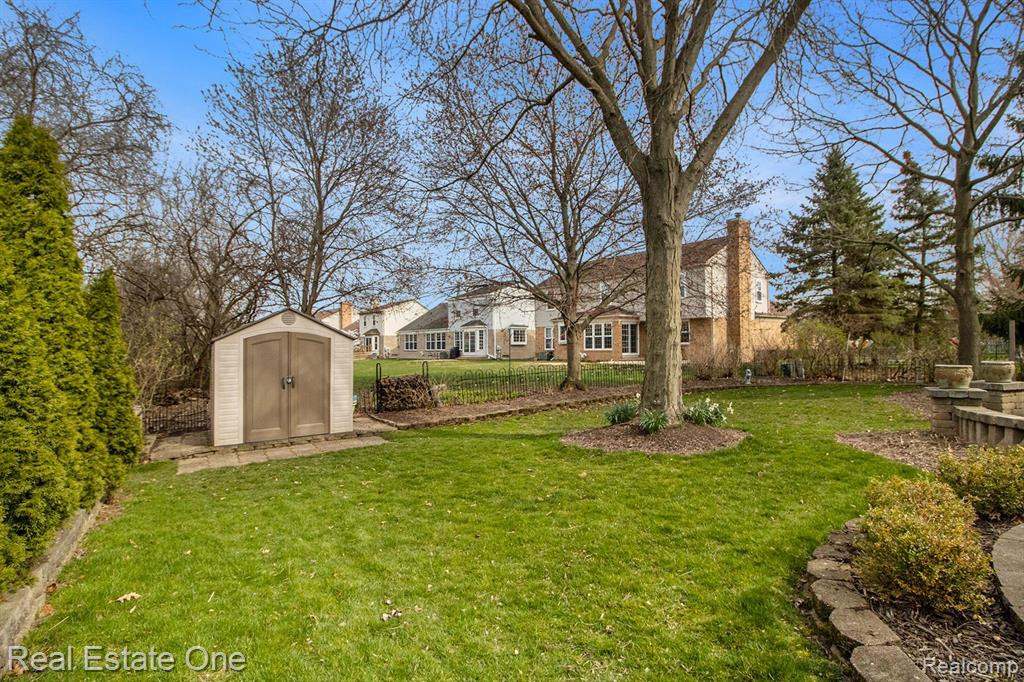 6086 MARSHALL Road, Canton, MI 48187 — Photo 55
