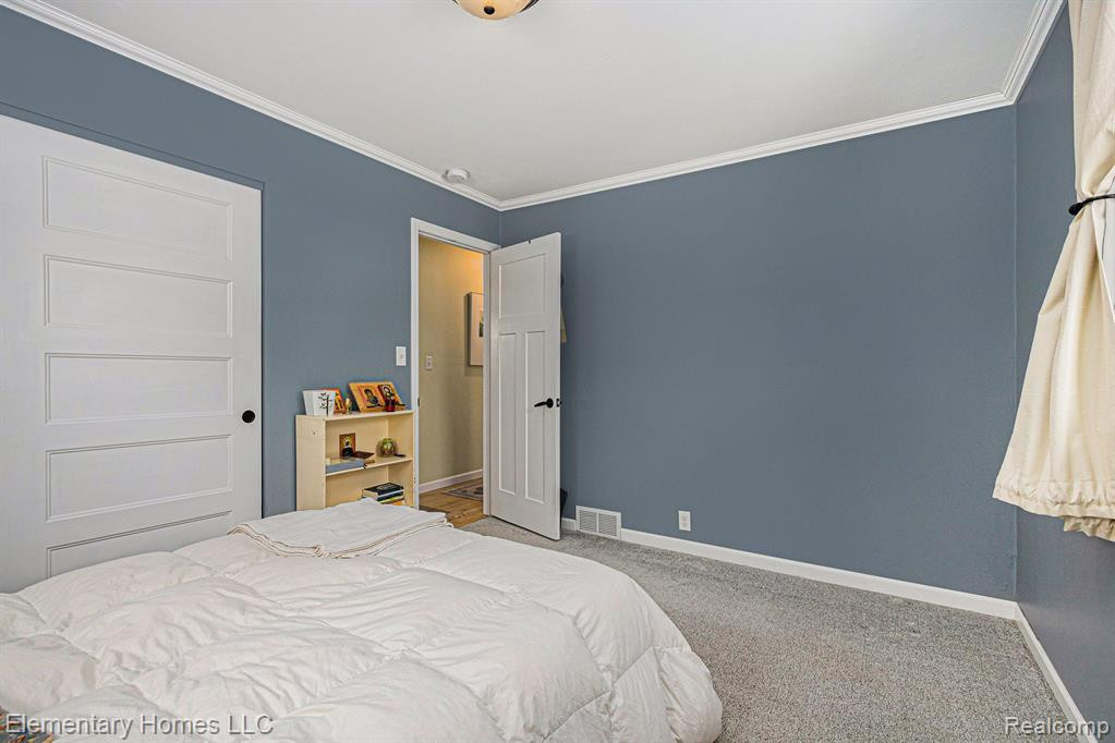5530 TERRITORIAL Road, Benton Harbor, MI 49022 — Photo 15