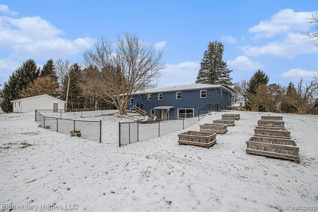 5530 TERRITORIAL Road, Benton Harbor, MI 49022 — Photo 21