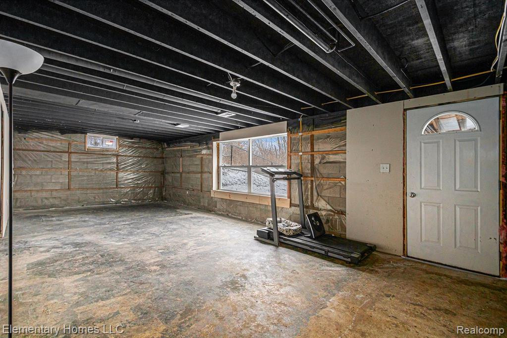 5530 TERRITORIAL Road, Benton Harbor, MI 49022 — Photo 22