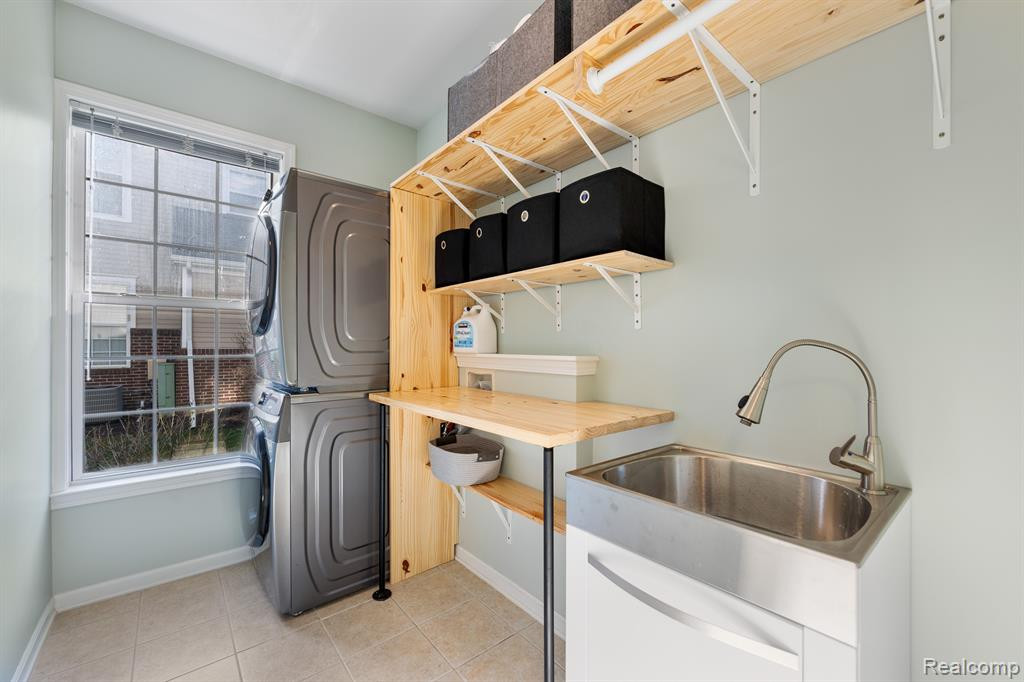 2915 N KNIGHTSBRIDGE Circle, Ann Arbor, MI 48105 — Photo 25