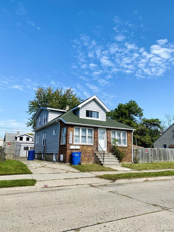 8093 CADILLAC Avenue, Warren, MI 48089 — front exterior