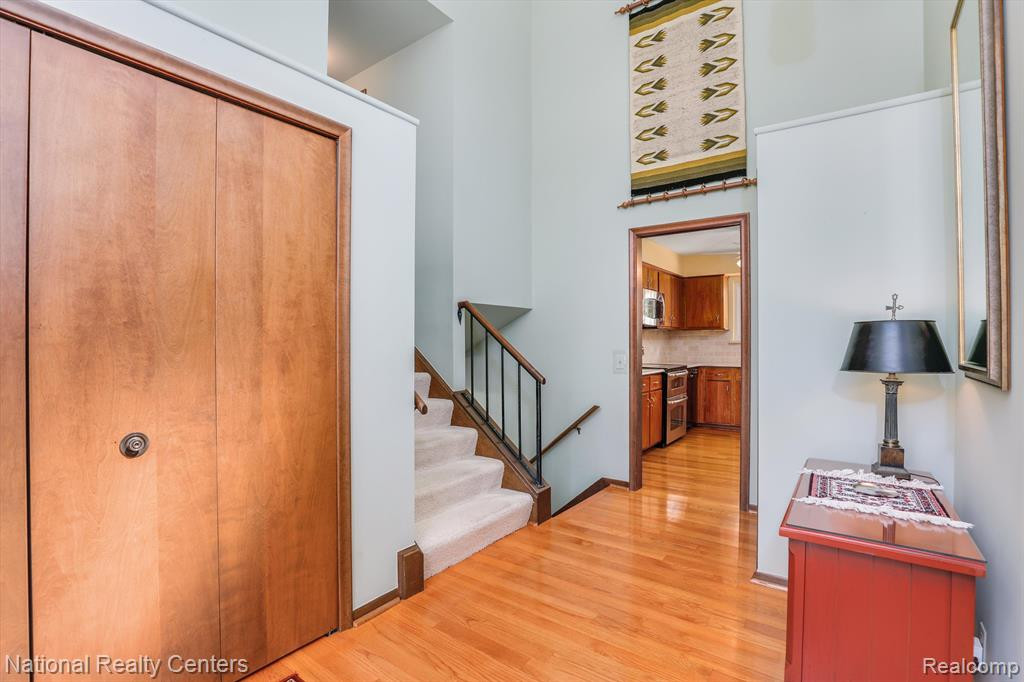 47171 BEECHCREST Drive, Plymouth, MI 48170 — Photo 12