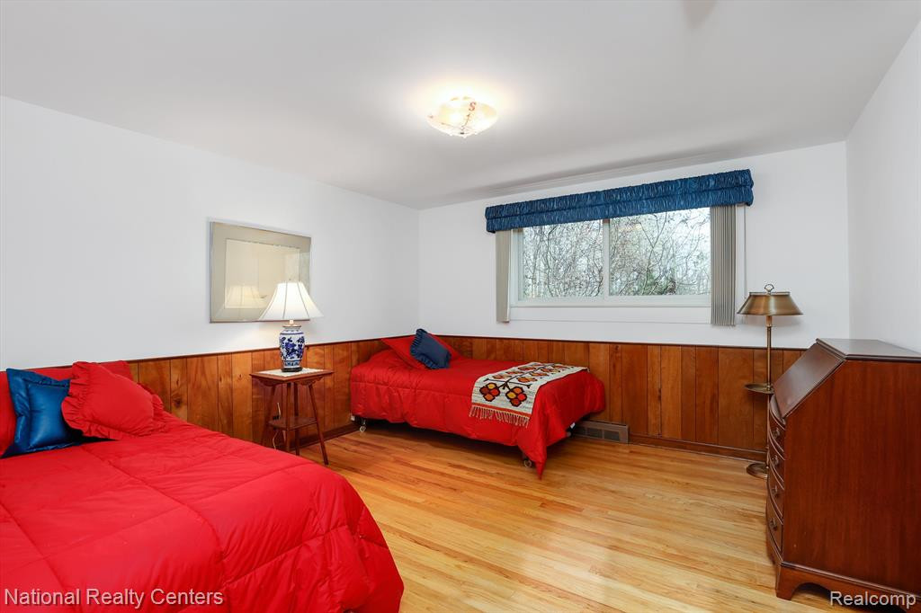 47171 BEECHCREST Drive, Plymouth, MI 48170 — Photo 13