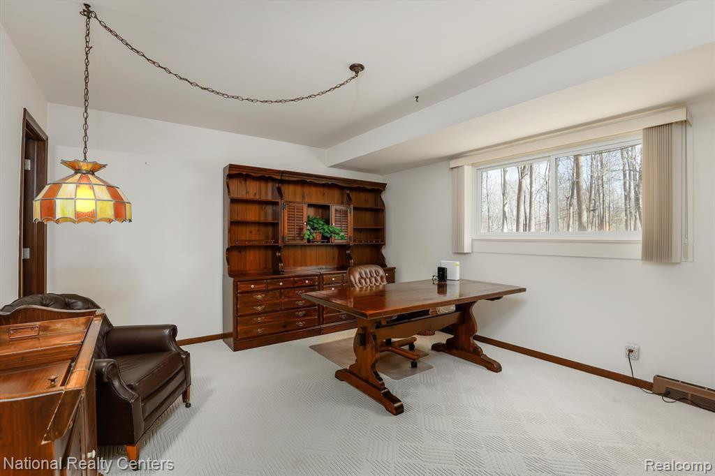 47171 BEECHCREST Drive, Plymouth, MI 48170 — Photo 23