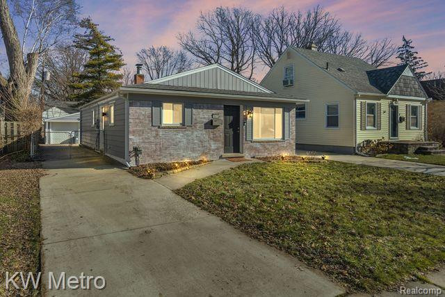 501 S Edgeworth Avenue, Royal Oak, MI 48067 — front exterior