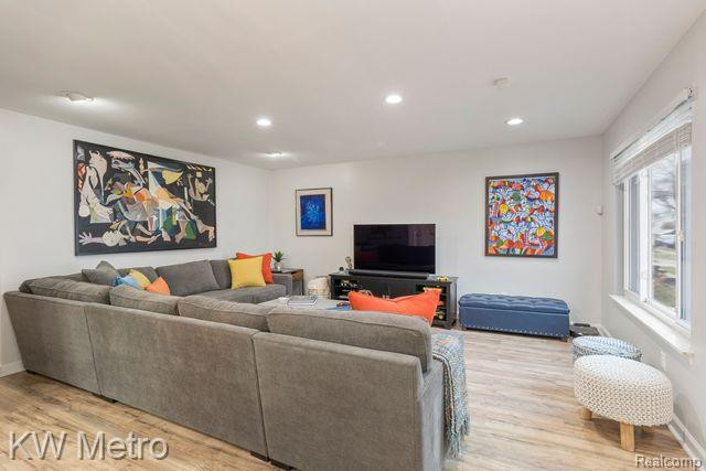 501 S Edgeworth Avenue, Royal Oak, MI 48067 — Photo 5