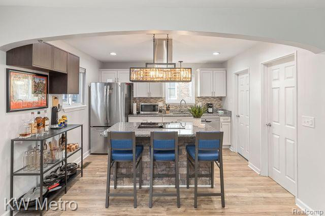 501 S Edgeworth Avenue, Royal Oak, MI 48067 — Photo 9