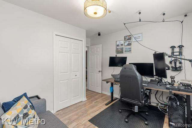 501 S Edgeworth Avenue, Royal Oak, MI 48067 — Photo 19