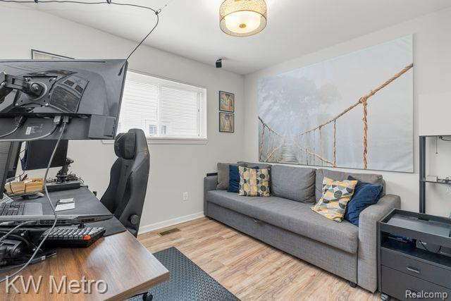 501 S Edgeworth Avenue, Royal Oak, MI 48067 — Photo 20