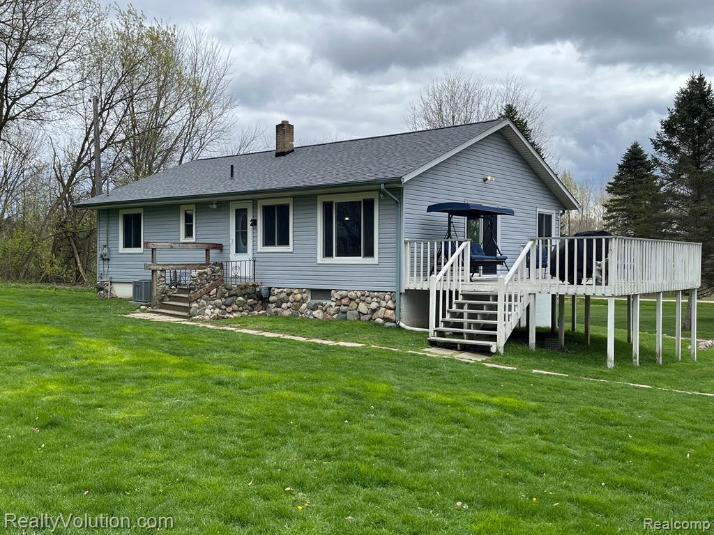 5522 HEMINGWAY LAKE Road, Otter Lake, MI 48464 — Photo 4